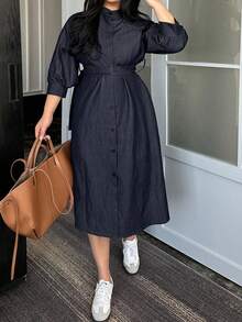 Dazy Plus Đầm midi thường ngày với cổ áo giả denim, eo thắt, tay áo phồng phối màu tương phản. - Xanh đậm - Xem 5