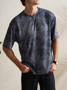 Manfinity Dauomo 男士圆领植物印花休闲百搭通勤短袖T恤 - 灰色 - 查看 3