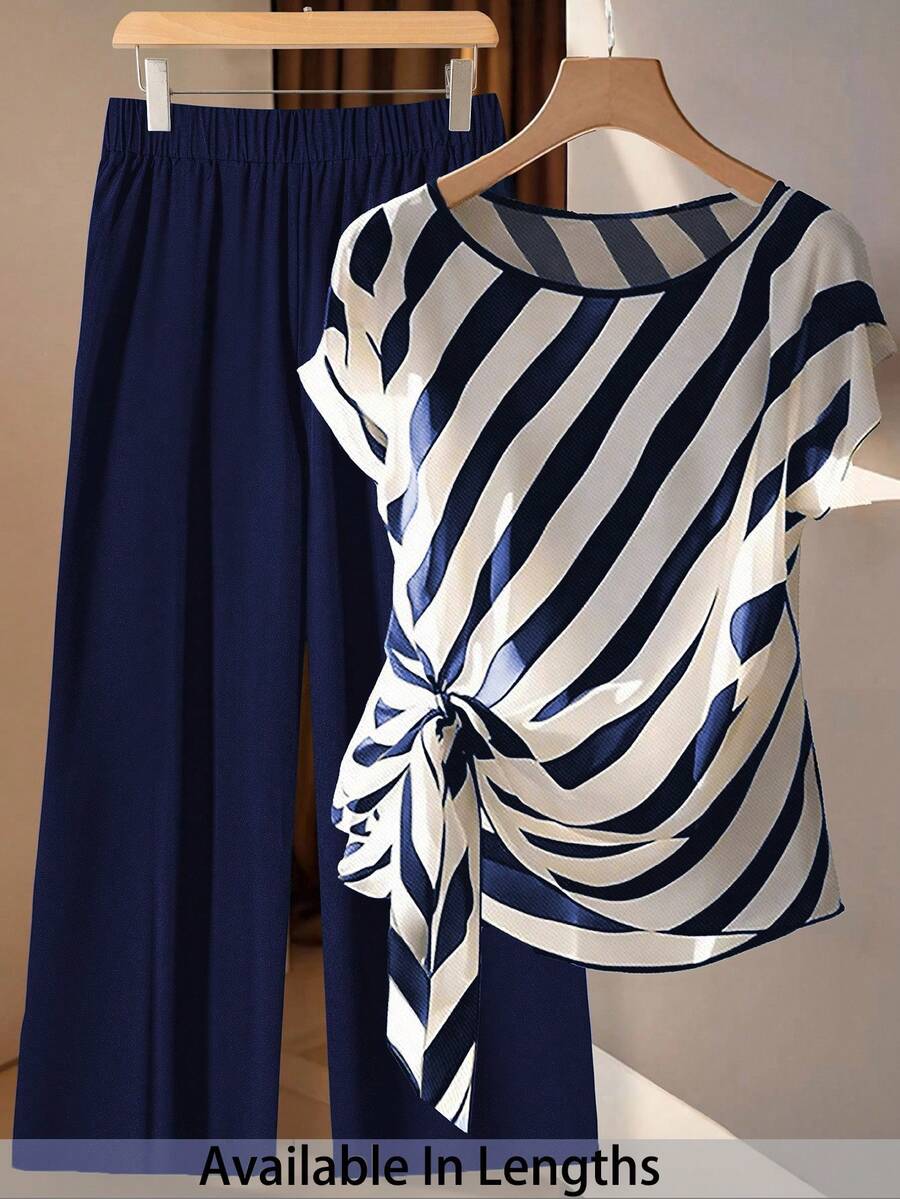 SHEIN Tall CURVE 大码圆领条纹打结短袖两件套,休闲夏季 - 寶藍色 - 查看 1