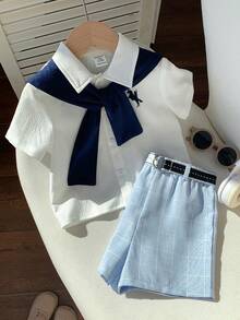 SHEIN 男宝宝夏季休闲可爱学院风蓝白条纹短袖衬衫、松紧腰短裤、披肩绅士套装，适合生日派对、锐舞派对、晚宴、演出、婚礼、迎婴派对、一周岁生日庆祝等场合。 - 彩色 - 查看 3