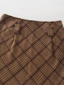 Franclia French Retro Plaid Woolen High Waist A-Line Skirt - Brown - View 4