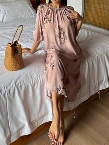 DAZY Elegant Bamboo Pattern All-Over Print Pleated Design Loose Women Nightgown - Pink - View 6