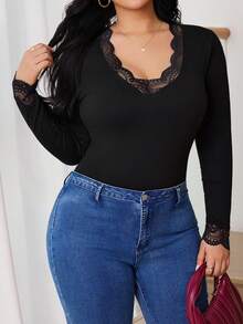 SHEIN Tall CURVE 大码女式撞色蕾丝长袖修身时尚T恤，蕾丝拼接蕾丝打底衫长袖蕾丝V领上衣，春季，情人节，优雅女式衬衫，黑色上衣 - 黑色 - 查看 3