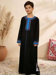 SHEIN Áo Jellabiya Ramadan cho bé trai, trang phục truyền thống Ả Rập, áo choàng, trang phục Eid, áo sơ mi dài tay cổ tròn phối màu thoải mái, thích hợp cho mùa xuân/hè, đi chơi, ngày Valentine, hẹn hò, du lịch, kỳ nghỉ, họp mặt gia đình, tựu trường, mùa cưới, tiệc tối trang trọng, tiệc sinh nhật. - Nhiều màu - Xem 3
