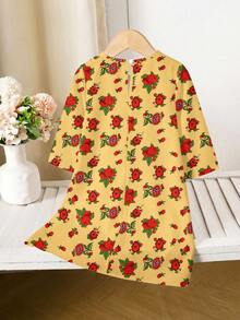 SHEIN 优雅复古独特高贵女童长款卡夫坦连衣裙，奢华蕾丝花卉印花，黄色，喜庆优雅，阿拉伯风格长袖V领宽松休闲连衣裙，适合庆祝活动、节日和外出游玩。 - 彩色 - 查看 3