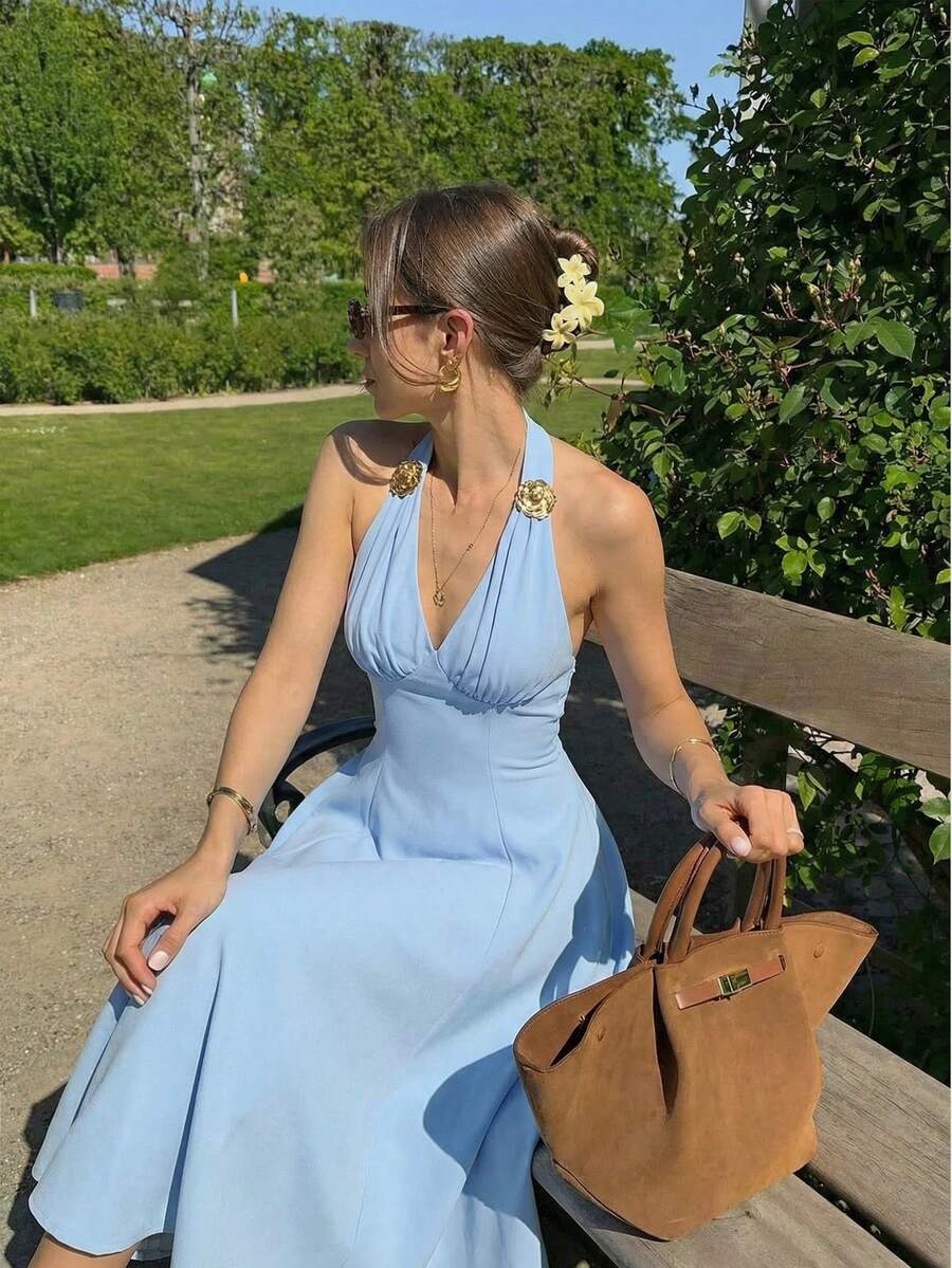 SHEIN MOD 女士金属3D花卉装饰褶皱优雅无袖中长连衣裙 - 淺藍色 - 查看 1