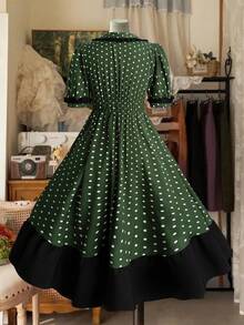 Sweetra 复古法式束腰波点V领短袖长裙 - 綠色 - 查看 2