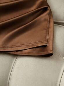 Franclia 时尚高领无袖修身背心 + 时尚不对称亮面百褶紧身迷你裙，高腰修身百褶性感女士两件套，春夏款 - 棕色 - 查看 4