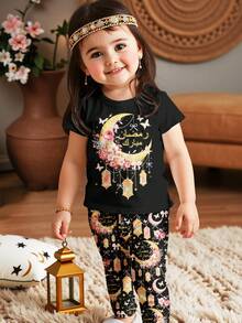 SHEIN 一套星月图案休闲修身圆领短袖上衣和裤子家居服套装，适合穆斯林女孩，休闲外出、聚会和其他场合穿着。 - 彩色 - 查看 4