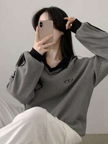 DAZY Women's Colorblock Letter Graphic Pullover Sweatshirt, Collegiate Style - Grey - View 4