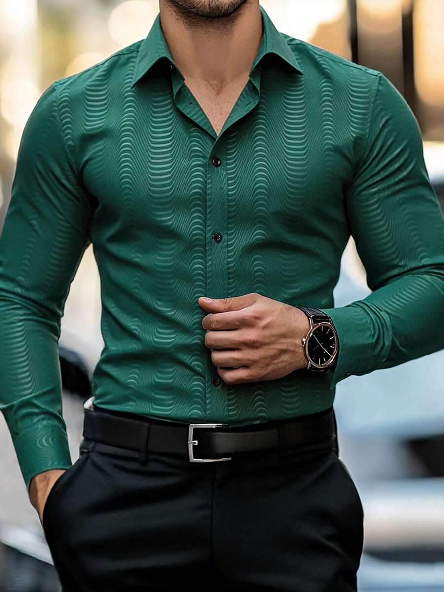 Manfinity Mode Herren Mode Lässig Business Pendeln Herren Stehkragen einfarbig Knopf Langarm Hemd, Herren Businesshemd, Herren Grünes Hemd, Herren Einfarbiges Hemd. Geeignet für den täglichen Gebrauch, den Weg zur Arbeit, Ausgehen, Partys, kann mit Anzughosen oder Anzügen kombiniert werden, um Partys, Hochzeiten, Flitterwochen zu besuchen. Herren Grünes Businesshemd Lässig Business Herren Hemd Herren Luxus Hemden Grün gestreiftes Hemd Herren Hemd für Hochzeit