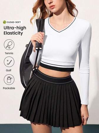 CourtClass Women's Minimalist Contrast Trim V-Neck Cropped Long Sleeve Tennis Top