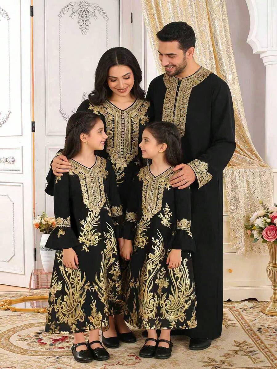 Vestido largo de bata con aplicación floral de lámina de oro, flor de cuello dorada, adorno de manga acampanada para niña joven - Negro - Ver 1