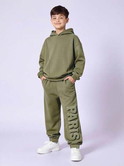 2 件儿童/青少年男童休闲日常舒适压花连帽衫和宽松运动裤套装，适合学校、花园、海滩、生日、春夏秋冬