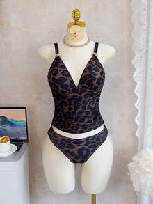 Bonvoyette 2pcs Women's Leopard Print V-Neck Camisole & Tankini Set, Casual Vacation Mature Style, Adjustable Straps, Slimming Design, Summer - Multicolor - View 3