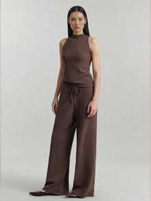 Ontre 2026春夏新品，四季皆宜，复古优雅商务休闲套装，百搭服饰，纳什维尔风格，复活节和圣诞节服装，女士休闲纯色系带吊带背心，适合都市通勤，商务休闲针织两件套，女士婚礼服 - 咖啡棕 - 查看 2