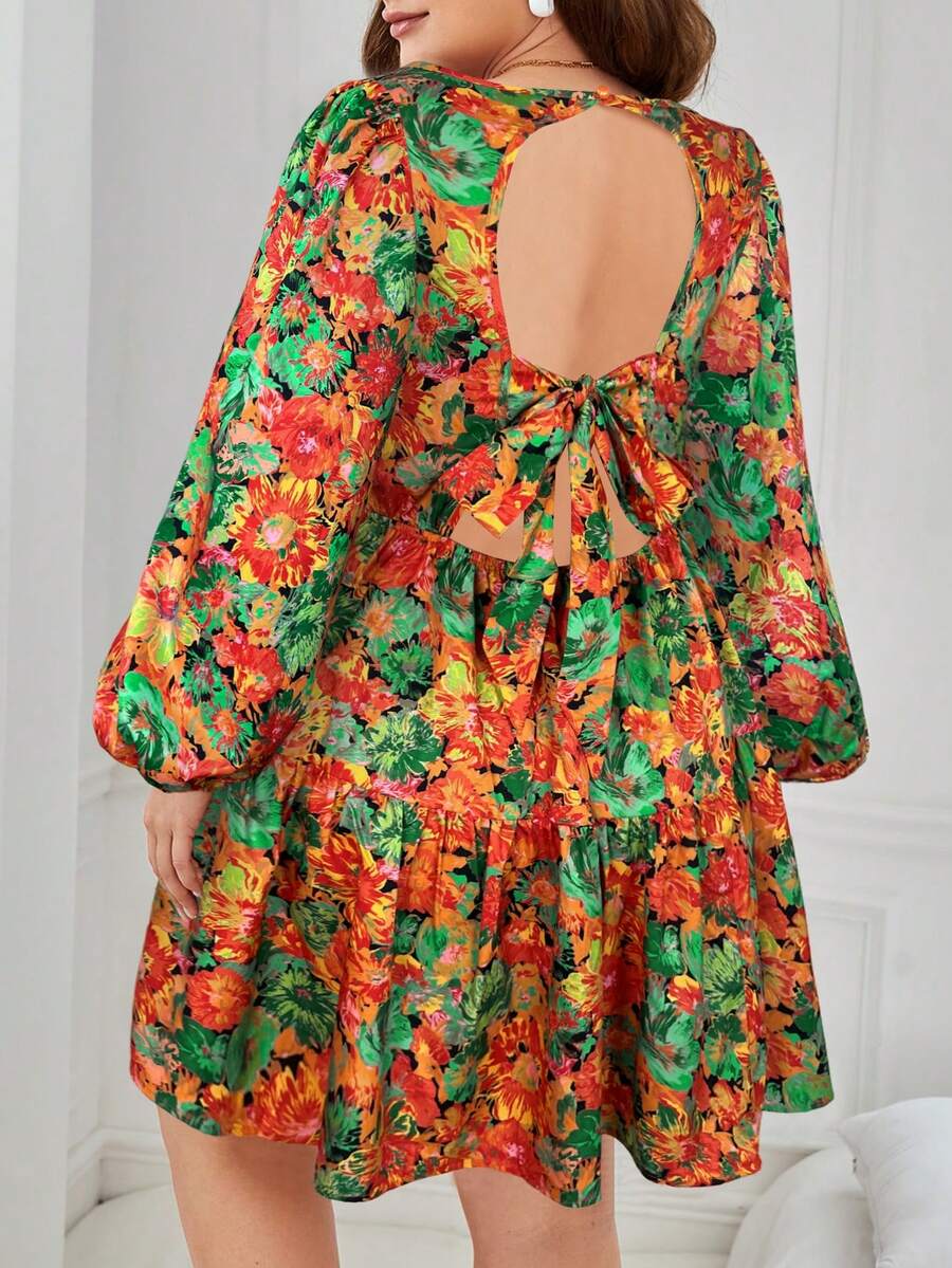 SHEIN VCAY Đầm thời trang cỡ lớn dành cho nữ, in hoa, hở lưng, buộc dây, tay phồng. - màu đen - Xem 1