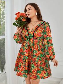 SHEIN VCAY Đầm thời trang cỡ lớn dành cho nữ, in hoa, hở lưng, buộc dây, tay phồng. - màu đen - Xem 6