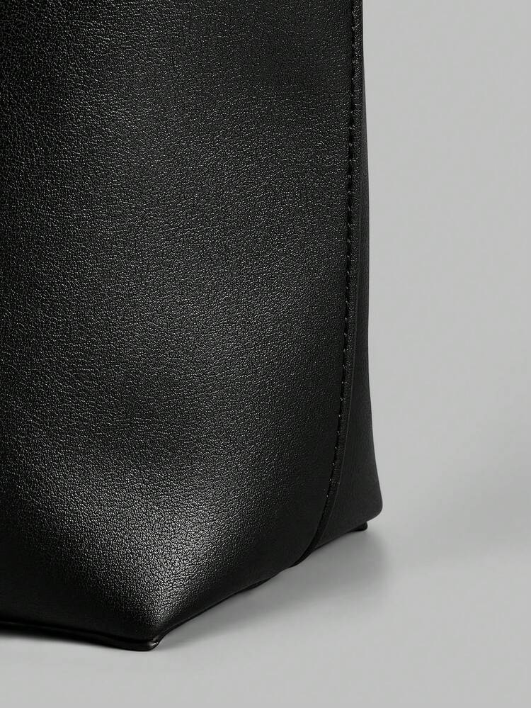 Women's Fashion Versatile Commuter Large Capacity Shoulder Bag