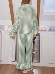 Sweetslumber 彼得潘领泡泡袖心形纽扣格子印花宽松女士睡衣套装 方格睡衣套装 绿色睡衣套装 格子睡衣 绿色睡衣套装 纽扣家居服 青少年纽扣家居服 绿色方格睡衣 纽扣睡衣套装 女士睡衣 女士家居服套装 方格睡衣 女士睡衣套装 女士家居服 女士睡衣派对套装 女士冬季睡衣套装 女士睡衣 - 彩色 - 查看 2