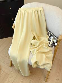 Franclia Soft, Drapey Textured Fabric High-Waisted Slimming Elastic Waist Casual Vacation Pants, Light Yellow, Spring/Summer - Light Yellow - View 2