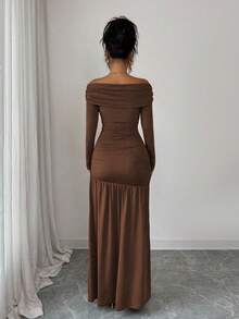 Elenzga 女式复古优雅露肩修身长袖针织连衣裙，适合秋冬季、万圣节 - 咖啡棕 - 查看 2