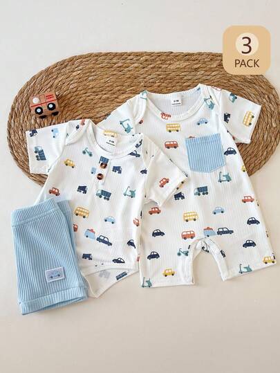 SHEIN 三件套男婴休闲日常可爱汽车数码印花连体衣，包括一件汽车印花弹力腰短裤和一条汽车数码印花按扣裆连体裤，是适合外出或居家穿着的百搭夏季套装。