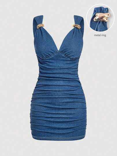 SHEIN MOD 女士金属装饰褶皱腰身时尚牛仔连衣裙，适合约会和外出穿着