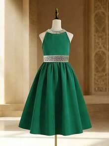 Girls' Sleeveless Dress With Spaghetti Straps, Green Pleated Skirt, Gold Trim Collar And Waistband, Fashion Elegant Dress For Casual Wear And Parties, Spring/Summer Halter Neck Green Dress Green Dress For Girl Girls Special Occasion Dress Emerald Green Elegant Girls Dress Tween Formal Green Dress - Green - View 8