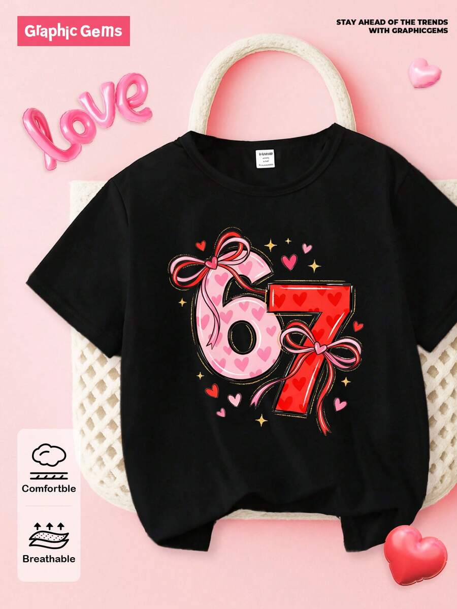 SHEIN 情人节少女休闲时尚创意个性清新优雅简约粉色67号爱心蝴蝶结星星图案印花舒适基础款短款T恤,适合情人节女孩氛围上衣,8岁女孩图案T恤,女孩数字T恤 - 黑色 - 查看 1