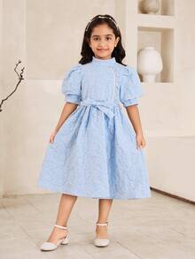 SHEIN Glamorique Kids 珍珠装饰提花面料蝴蝶结泡泡袖女童派对礼服 儿童提花连衣裙 - 淺藍色 - 查看 1