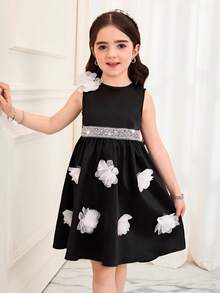 SHEIN Young Girl Black Summer Traditional Wedding Dress,Woven 3D Floral Round Neck Sleeveless Party Dress With White Bow,Tween Formal Princess Flower Girl - Black and White - View 7