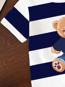 Áo thun ngắn tay cổ tròn thoải mái và thời trang cho bé trai, với họa tiết gấu dễ thương và sọc kẻ khắp áo, kiểu dáng rộng rãi, thích hợp cho mùa xuân/hè, phong cách đường phố, phù hợp cho dã ngoại ngoài trời, chụp ảnh đường phố, trường học, lễ hội, làm quà tặng. - Nhiều màu - Xem 7