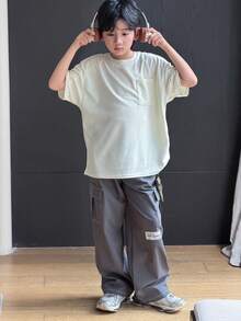 2pcs Tween Boy Loose Fit Round Neck Short Sleeve T-Shirt With Cargo Pocket & Contrast Color Pants Set, Casual, Sports, Vacation, School, Party, Fashion Versatile, Spring/Summer - White - View 6