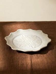Cirelle 1pc White Ceramic Plates, Snowflake-Shaped Plates, Stackable, Suitable For Serving Dishes/Salads/Pastries, Ideal For Family Gatherings, Restaurants, And Parties,Christmas, Valentine's Day - Multicolor - View 1