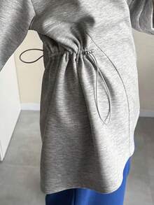 FRIFUL 女士宽松腰身收腰圆领中袖基础款T恤，适合通勤穿着 - 米色 - 查看 4