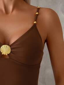 Swim Basics Bộ bikini dây mảnh cổ điển hình chữ V khoét sâu đính hạt vàng, thời trang cho kỳ nghỉ - màu nâu - Xem 5