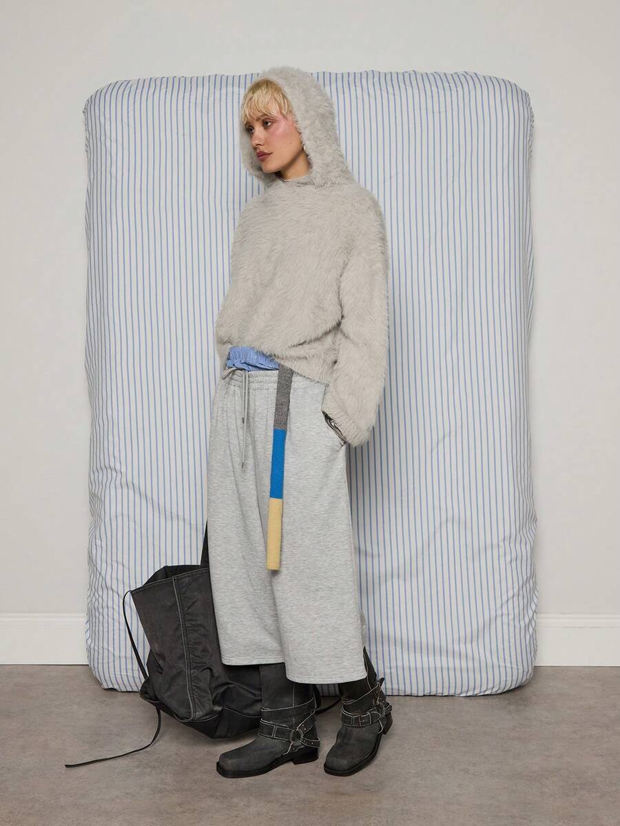 COUREZ 低腰长款七分运动裤 / Y2K 春季女装舒适街头风宽松运动裤性感时尚假日外出生日装 - 淺灰色 - 查看 1