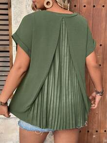 Ceyna Women's New Round Neck Short Sleeve Pleated Back Chiffon Cuffed Elegant Casual Blouse, Spring/Summer - Green - View 1