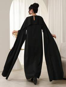 Al Najma 女士秋冬披肩式黑白印花连衣裙，阿拉伯风格 - 黑色 - 查看 2