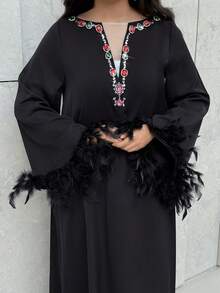 Al Najma 女士优雅水钻装饰阿拉伯风格连衣裙 - 黑色 - 查看 4
