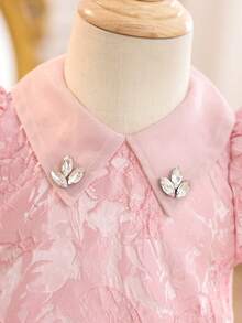 SHEIN 一件装女婴可爱百搭休闲灯笼袖翻领AZ下摆拼接网纱连衣裙，舒适休闲百搭，时尚日常穿着，适合生日派对、晚宴、演出、婚礼、洗礼、开幕式等室内外场合，也适合日常生活、运动、玩耍、聚会、拍照、度假、节日等，春、夏、秋、冬四季皆宜。 - 粉色 - 查看 4