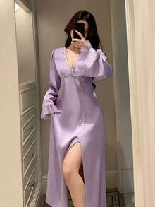 DAZY 迷人緞面蕾絲拼接收腰開衩設計女款睡裙睡衣 - 淺灰紫 - 查看 8