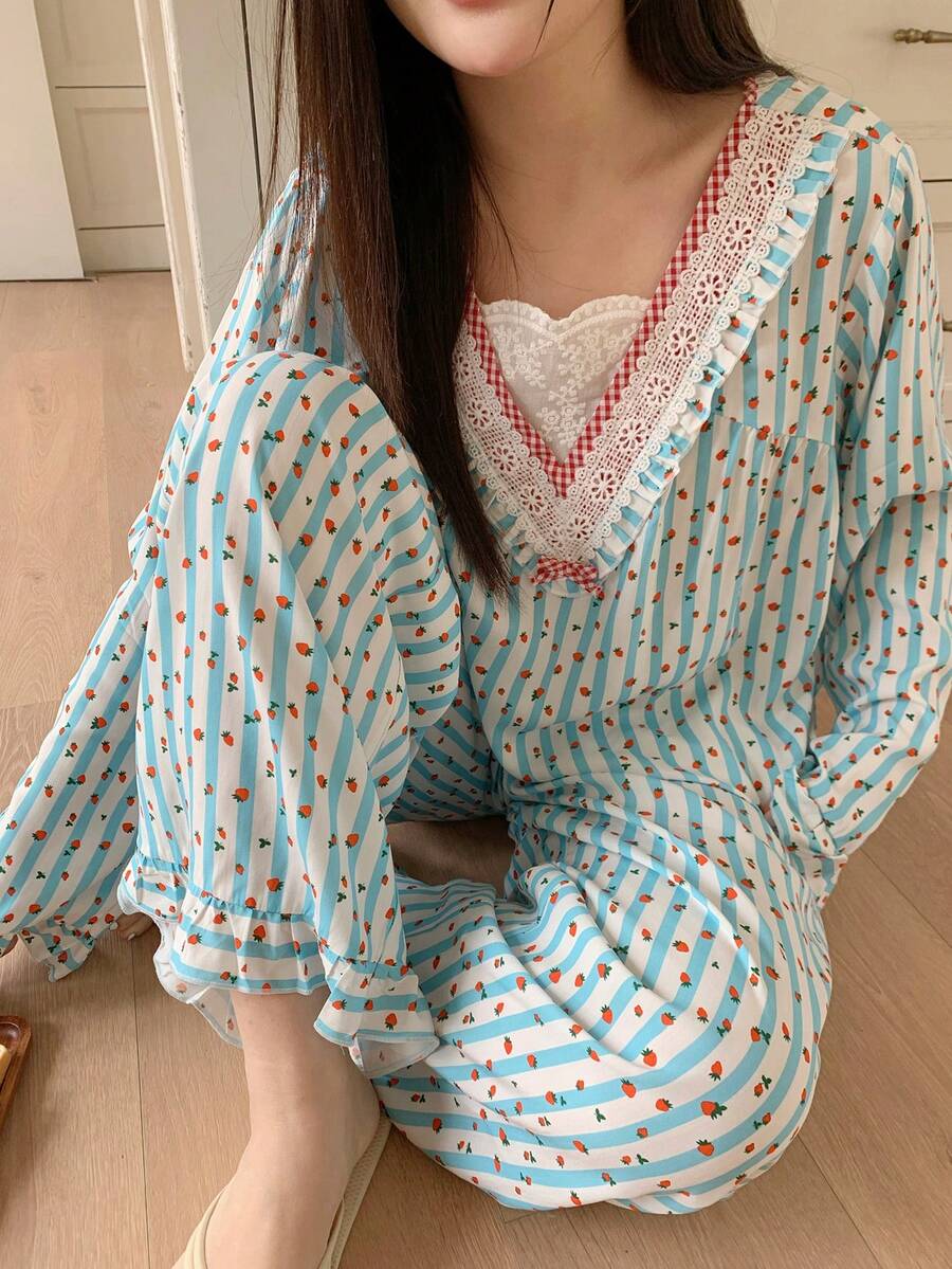 Dazy Plus 2pcs/Set Casual Cute Strawberry Print & Contrast Lace Sleepwear Set For Girls - Blue - View 1