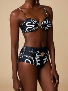 Écloséra Women's 2-Piece Simple Line Pattern Printed Shell Decor Spaghetti Strap Top And High Waist Triangle Bikini Set - Black and White - View 3