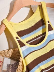 CosyJoli 大码女式条纹圆领无袖针织上衣和针织短裤休闲套装 - 彩色 - 查看 3