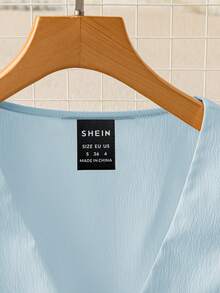 SHEIN LUNE 女士甜美法式短袖V领荷叶边下摆无袖系带上衣，春夏款 - 藍色 - 查看 4