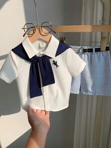 SHEIN 男宝宝夏季休闲可爱学院风蓝白条纹短袖衬衫、松紧腰短裤、披肩绅士套装，适合生日派对、锐舞派对、晚宴、演出、婚礼、迎婴派对、一周岁生日庆祝等场合。 - 彩色 - 查看 4