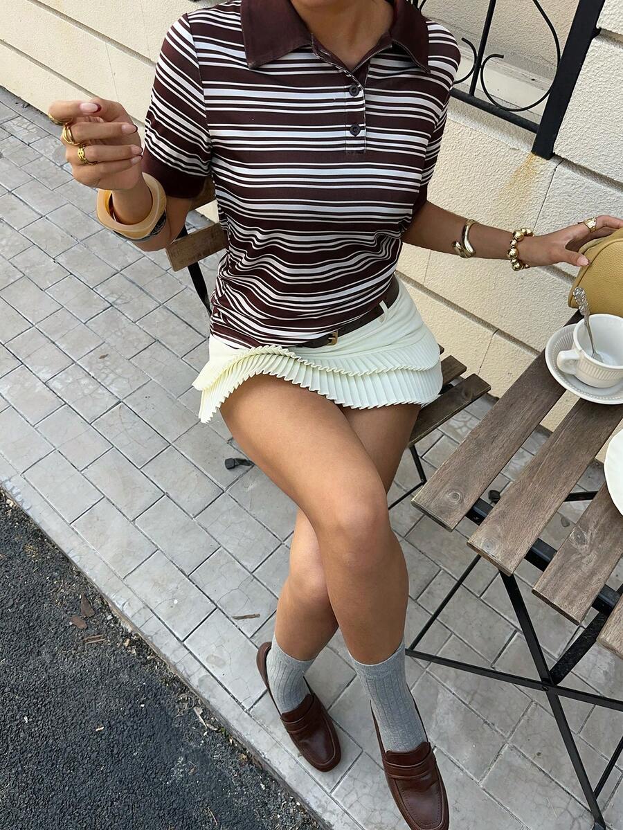 Siren Gaze T-shirt à manches courtes rayé, polyvalent et décontracté avec demi-zip pour femmes - Tabac - Voir 1