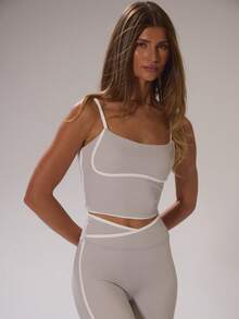 Musera Sport Bộ đồ thể thao gồm áo crop top ôm sát phối viền tương phản và quần legging cạp cao chéo, chất liệu co giãn, thích hợp cho tập luyện thể thao, trượt tuyết, thể dục, trượt tuyết địa hình, yoga, pilates, mặc hàng ngày và mùa hè. - Nhiều màu - Xem 2